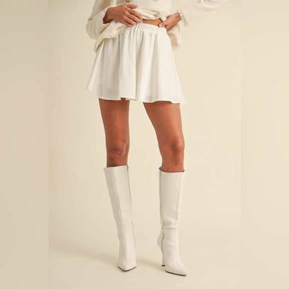 🆕 Metallic Tweed Jacket and Satin Mini Dress in Cream - Picture 8 of 9